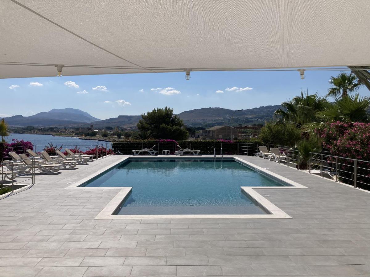 Residence Tamarea Tonnara di Bonagia エクステリア 写真